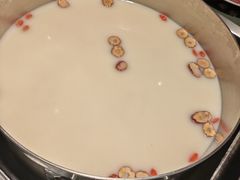 -尚尚仙·酸汤猪手·猪肚鸡火锅(华联万柳购物中心店)