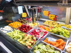 自助取餐区-老炳·七丛松甘草水果