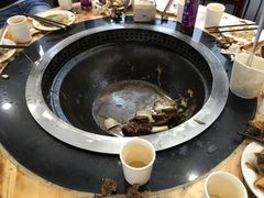 -粘豆包柴火铁锅炖