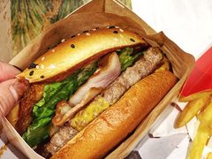 -麦当劳(中山公园龙之梦店)