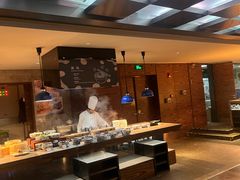 -BLU 全日制餐厅(上海安曼纳卓悦酒店)