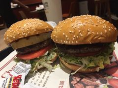 -The Habit Burger Grill 哈比特汉堡(爱琴海店)