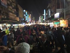 -六合夜市