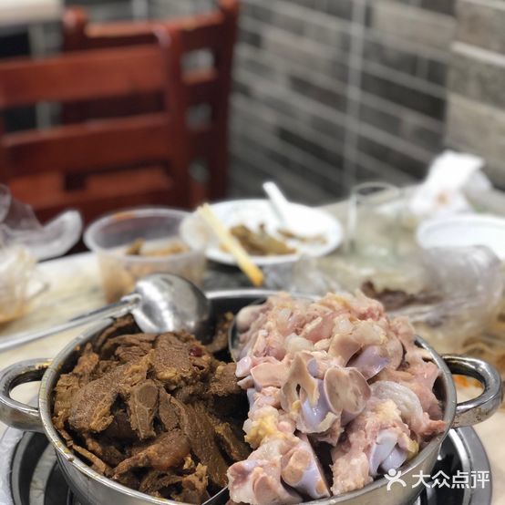 红玫瑰弯弯食府