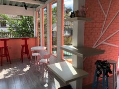 -喵屿·大理花园猫咖