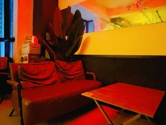 -Mx.cocktail bar