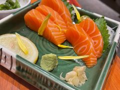 挪威厚切三文鱼刺身-摩打食堂(佳兆业店)