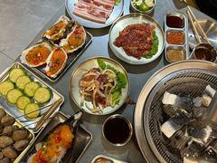 -围炉肉舍丹东海鲜烤肉·烤活鳗(步行街店)