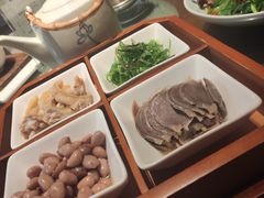 -刀板香·安徽菜(国购IFC店)