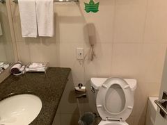 -杭州滨江宝龙城华美达酒店