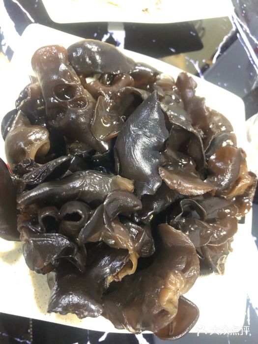 牛九铜火锅图片