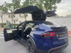 -TESLA 特斯拉(上海太古汇体验店)