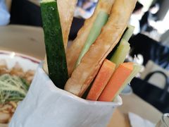 -穹六人间 people 6(岳阳路店)