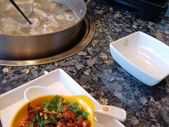 -一席地·本地鸡窝·杭帮鸡火锅(萧山银隆百货店)