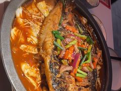 -鸣记脆皮烤鱼·海鲜烤鱼(三八广场店)