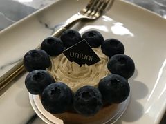 -UNI UNI(环亚凯瑟琳店)