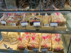 -红房子西点(汇联商厦天钥桥路店)