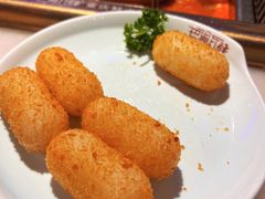 -巴渝瓦肆重庆鲜火锅(宝龙环湖店)