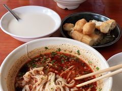 -莉安酸牛肉早点