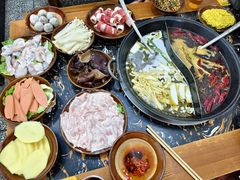 -重庆故事姊妹老火锅(财经学院店)