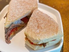 澳大利亚牛肉烤腌彩椒三明治-BOCATA 西班牙餐厅(三里屯店)