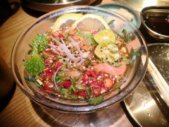 和风凉拌三文鱼-MIKOMIKO和牛烧肉专门店(南门店)