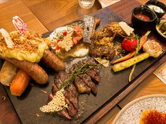 -Mark&Mars Restaurant