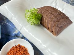 -鲜璟台·地标景观餐厅(上海中心店)