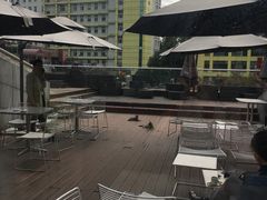 -UNI UNI(环亚凯瑟琳店)