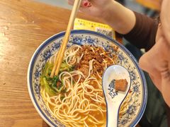 -辣肉面大王(天平路店)