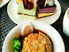 -荣誉国际酒店-云顶旋转餐厅