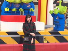 -SAINT LAURENT(海港城店)