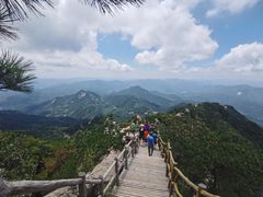 -罗田薄刀峰风景区