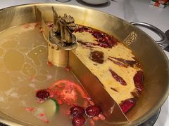 -小龙翻大江文化火锅(宽窄店)