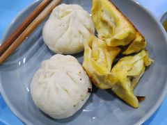-天天锅贴王(迎凤街店)