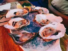 -Bamboo Bar & Grill Restaurant