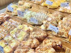 -顶东面包花园·生日蛋糕(世博店)