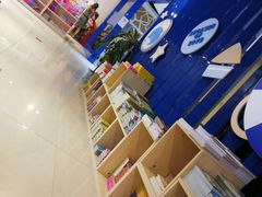 -新华书店(沙坪坝书城店)