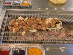 -马路牙子烧烤音乐酒馆(望京店)