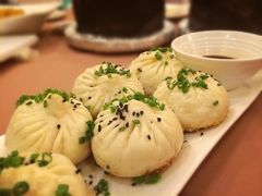 鲜肉蟹粉生煎包-乾园风尚五大道