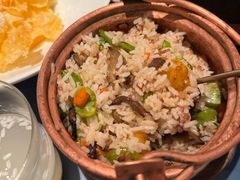 -一坐一忘云南菜(嘉里中心店)