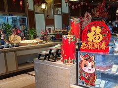 -大中华希尔顿酒店-念自助餐·嗨啤·小龙虾