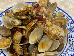 香辣花甲-江城燕子大排档(江汉路步行街店)