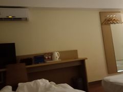-7天酒店·北京学院路六道口地铁站店