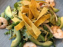 单人鲜虾牛油果沙拉-Moka Bros 摩卡站(西单大悦城店)