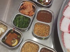 -哈哈碳都·牛肋条无限自助烤肉(宝龙店)