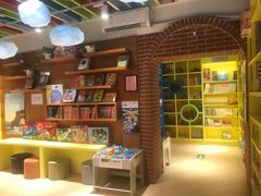 -新华书店(永安路店)