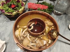 -慢丽江·云南野生菌土鸡锅(付家庄店)