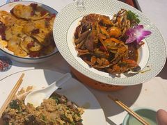 -嗨辣小聚·盘锦河蟹·海鲜烧烤龙虾(盘锦十年好店)