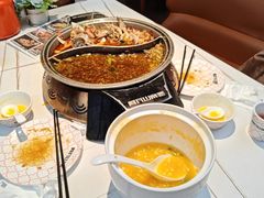-阿瓦山寨·湘菜现炒·剁椒鱼头王(咸阳总店)